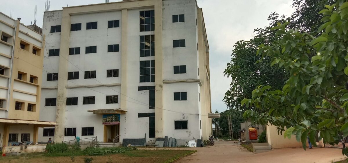 Bharathi College of Pharmacy Building